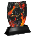 Barevná akrylátová trofej s hasičem v ohni ACE2018M48