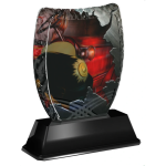 Barevná akrylátová trofej s hasičskou helmou a autem