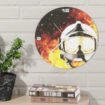 Kruhové hasičské hodiny Helma