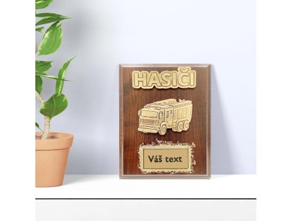 Malá dřevěná plaketa hasičské auto P 17,5x12,5cm