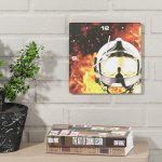 Malé čtvercové hasičské hodiny Helma