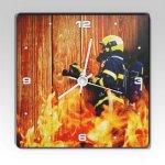 Malé čtvercové hasičské hodiny Zásah