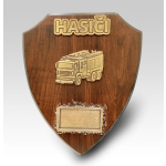 Dřevěná plaketa s motivem hasičského vozu
